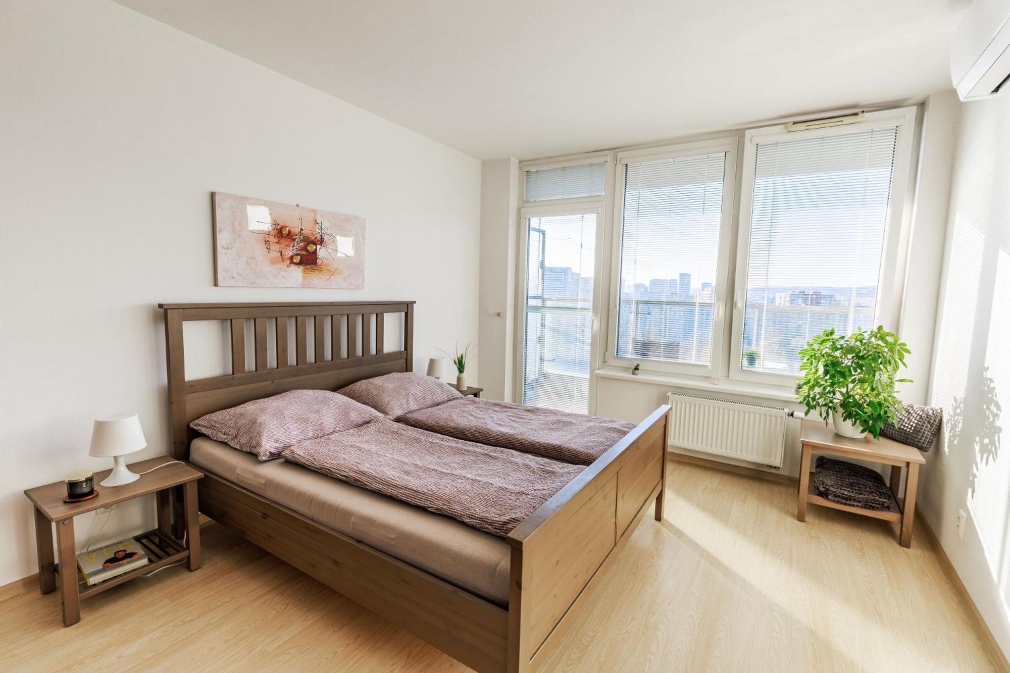 Apartmán Sunny With Amazing Terrace On The 13th Floor Near Center