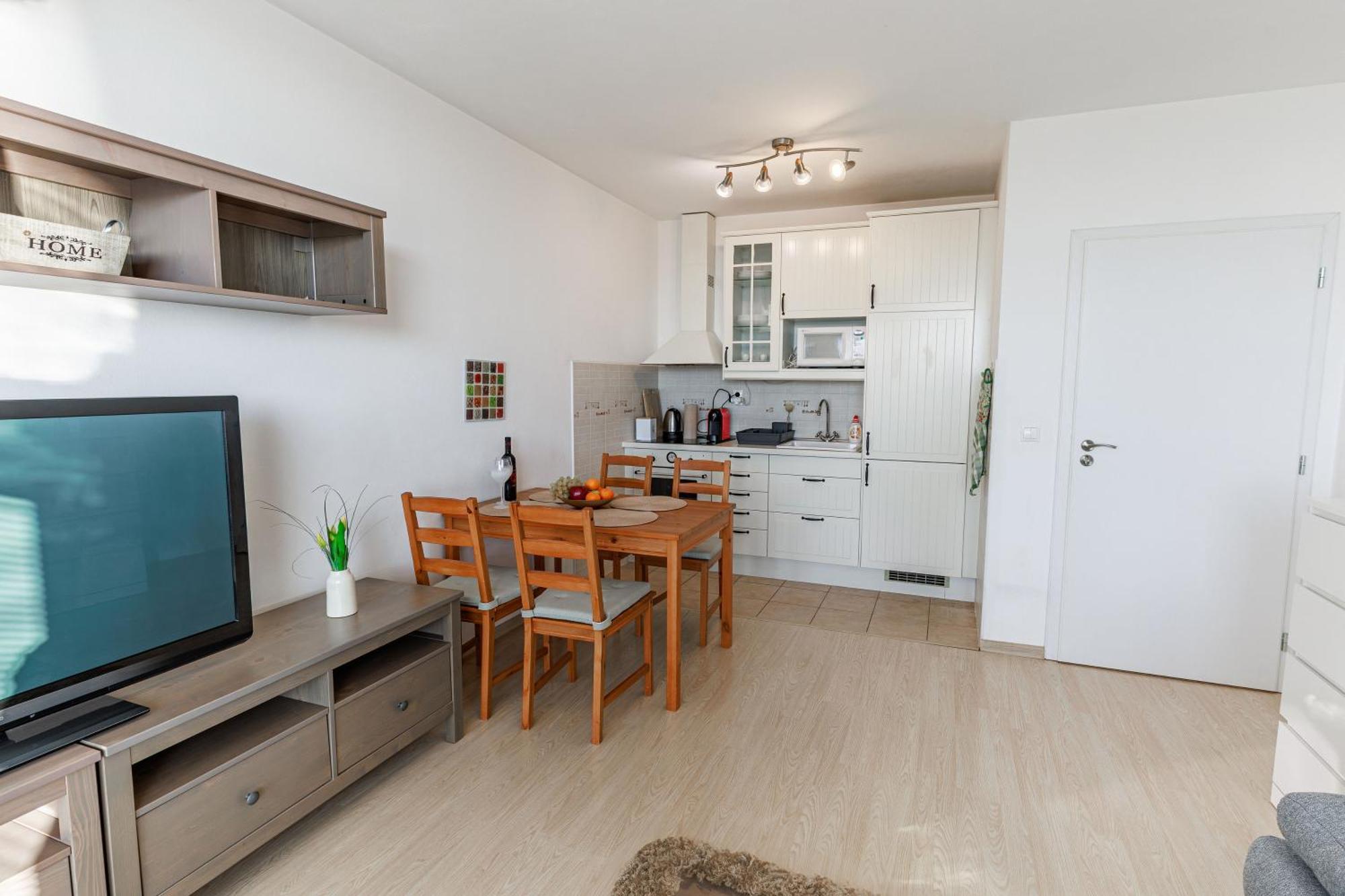 Apartmán Sunny With Amazing Terrace On The 13th Floor Near Center Bratislava
